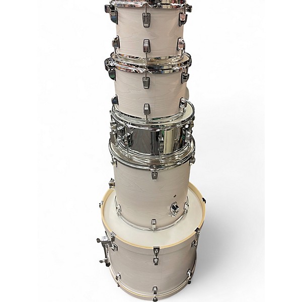 Used Ludwig 5 Piece Backbeat Elite White Drum Kit