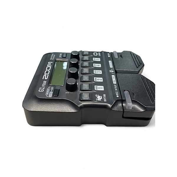 Used Zoom g1 four Effect Processor