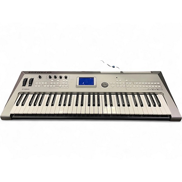 Used Yamaha MM6 61 Key Keyboard Workstation