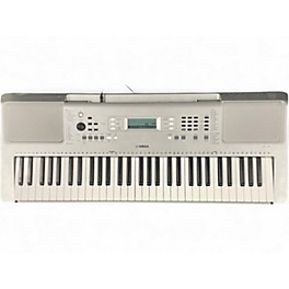 Used Yamaha YPT370 61 Key Portable Keyboard