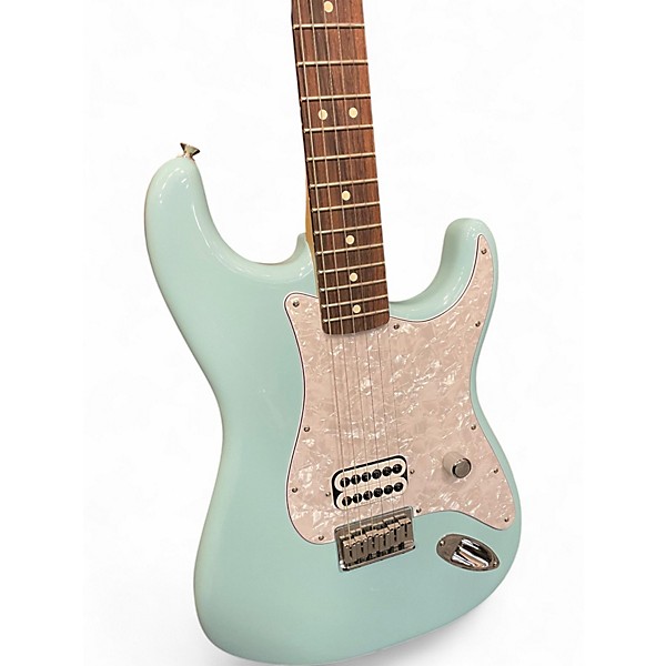 Used Fender Tom Delonge Signature Stratocaster Daphne Blue Solid Body Electric Guitar