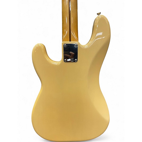 Used 2018 Fender Road Worn 1950S Precision Bass Vintage Yellow Electric Bass Guitar
