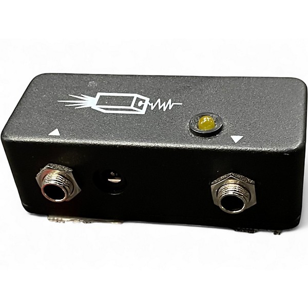Used JHS Pedals Little Black Buffer Effect Pedal
