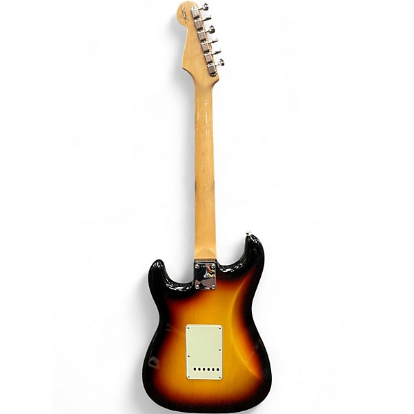 Used 2015 Fender CUSTOM SHOP 1960 STRATOCASTER NOS VINTAGE SPECS 3 Tone Sunburst Solid Body Electric Guitar