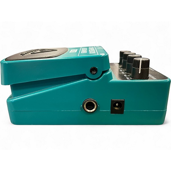 Used Behringer CS400 Compressor Sustainer Effect Pedal