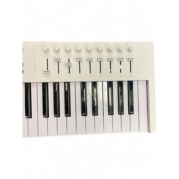Used Arturia Keylab Essential 61 MIDI Controller