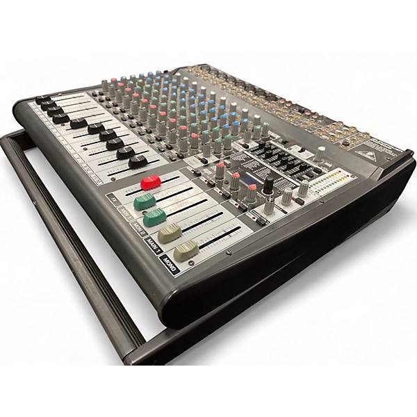 Used Behringer EUROPOWER PMP3000 Powered Mixer