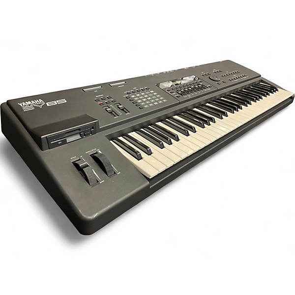 Used Yamaha SY-85 Synthesizer