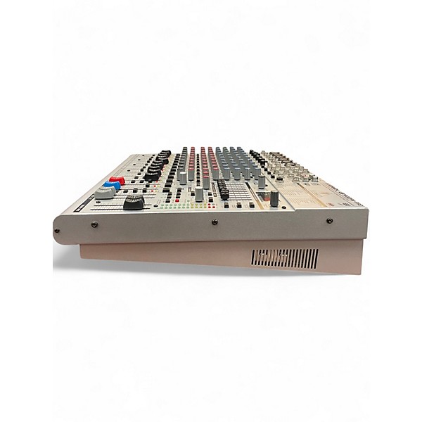 Used Behringer UB1832FX-Pro Unpowered Mixer