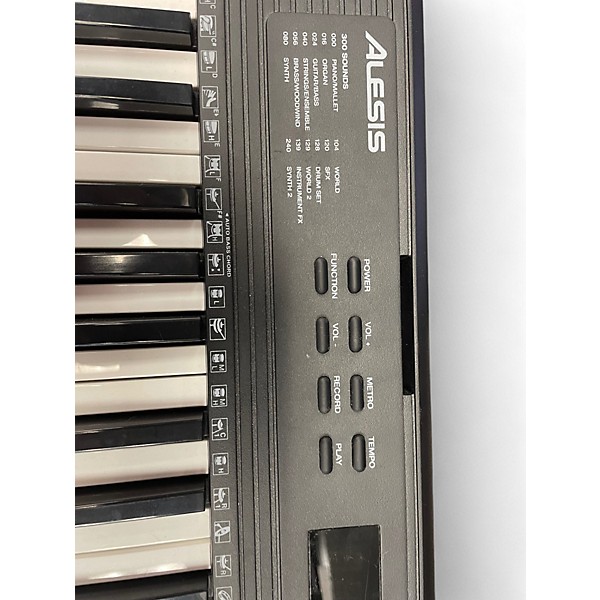 Used Alesis Harmony 61 Portable Keyboard