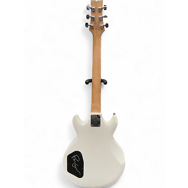 Used Ibanez Gio GAX70 White Solid Body Electric Guitar
