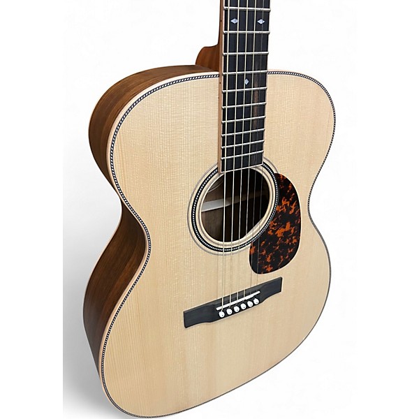 Used Larrivee OM-40 Custom Ovangkol Satin Natural Acoustic Guitar