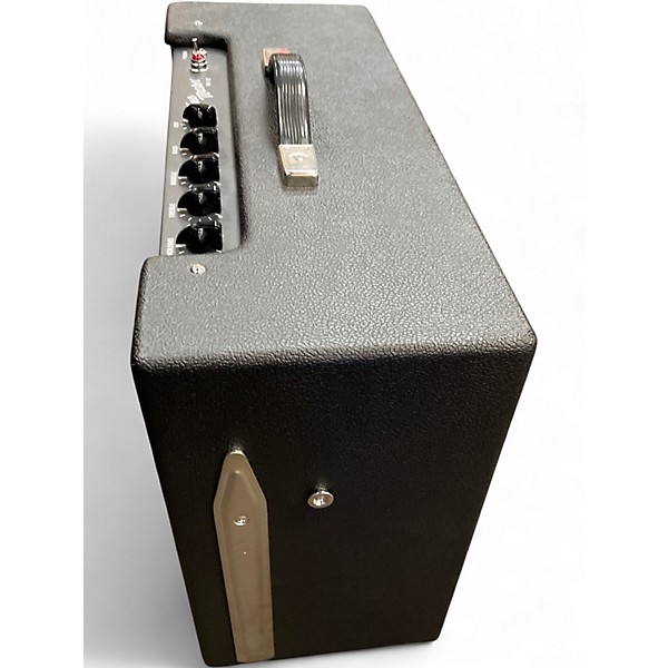Used Fender FR12 Guitar Combo Amp