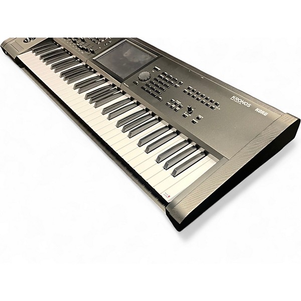 Used KORG KRONOS 3 61-Key Keyboard Workstation