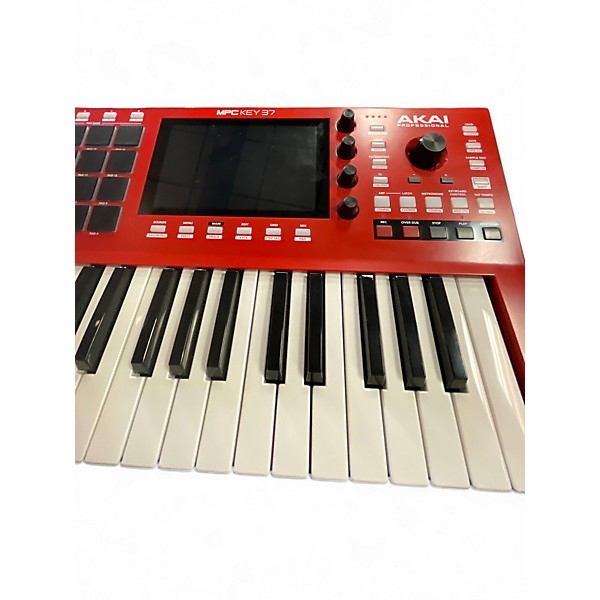 Used Akai Professional KEY 37 Keyboard Workstation