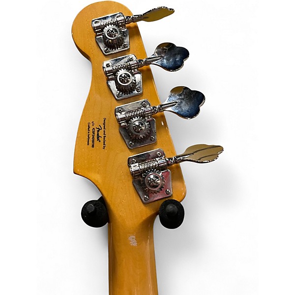 Used Squier CLASSIC VIBE 60S PRECISION BASS Olympic White Electric Bass Guitar