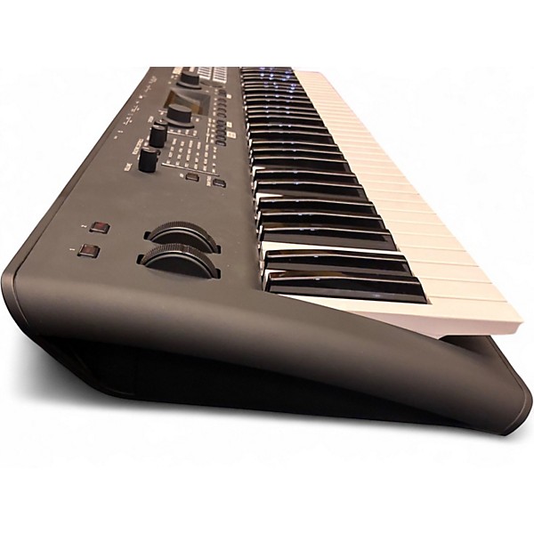 Used KORG KROSS 2 61 Key Keyboard Workstation