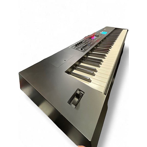 Used Roland JUNO DS 88