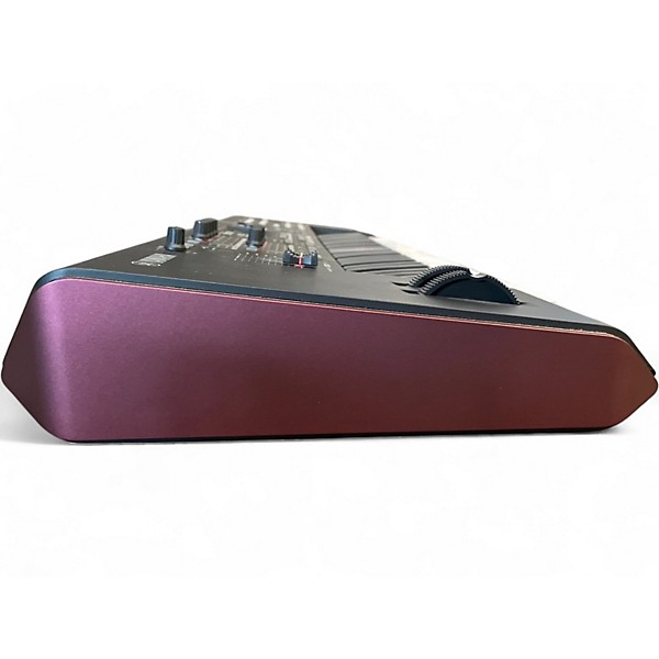 Used Yamaha MOXF6 61 Key Keyboard Workstation