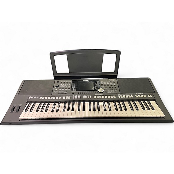 Used Yamaha PSRS950 61 Key Arranger Keyboard