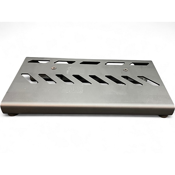 Used Gator Small Aluminum Pedalboard Pedal Board