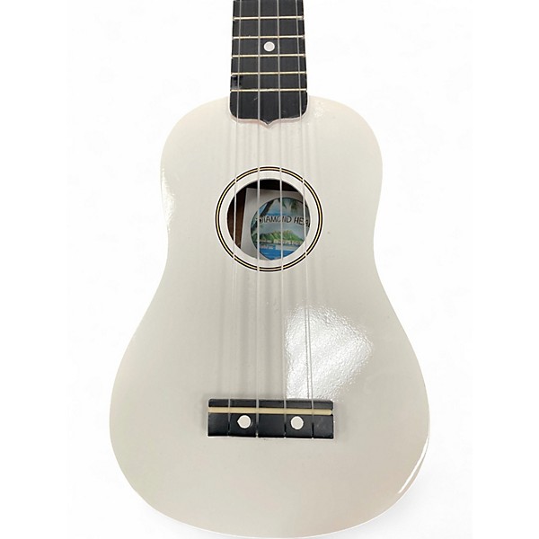 Used Diamond Head du-109 soprano White Ukulele