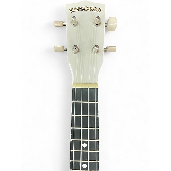 Used Diamond Head du-109 soprano White Ukulele