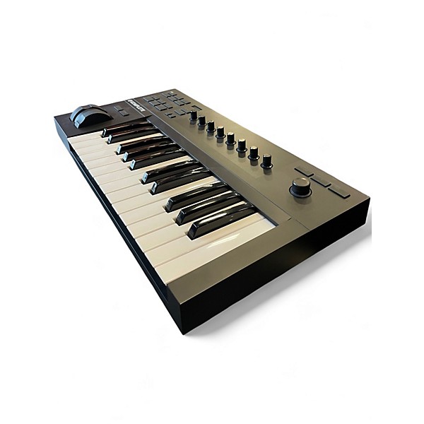 Used Native Instruments Komplete Kontrol A25 MIDI Controller