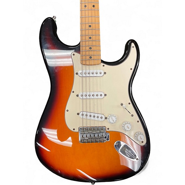 Used Fender STRATOCASTER 2 Tone Sunburst Solid Body Electric Guitar