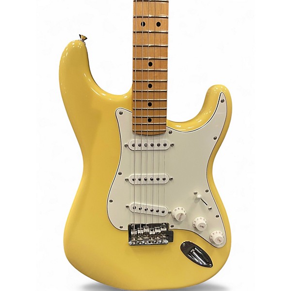Used 2022 Fender Player Stratocaster Buttercream Solid Body Electric Guitar