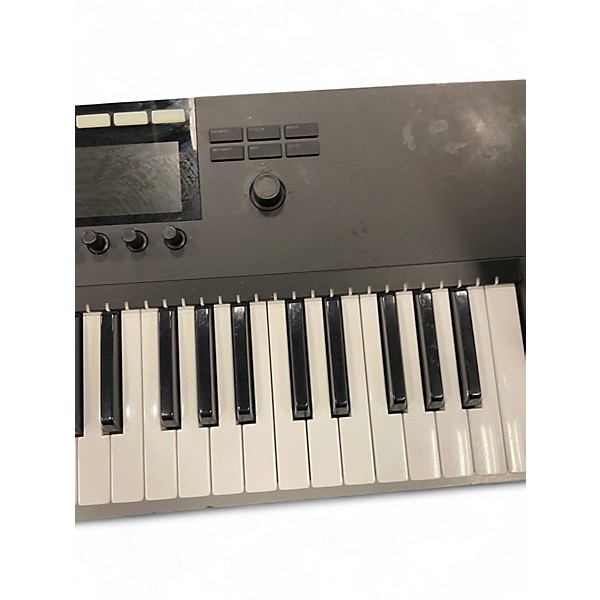 Used Native Instruments Komplete Kontrol S49 MK2 MIDI Controller