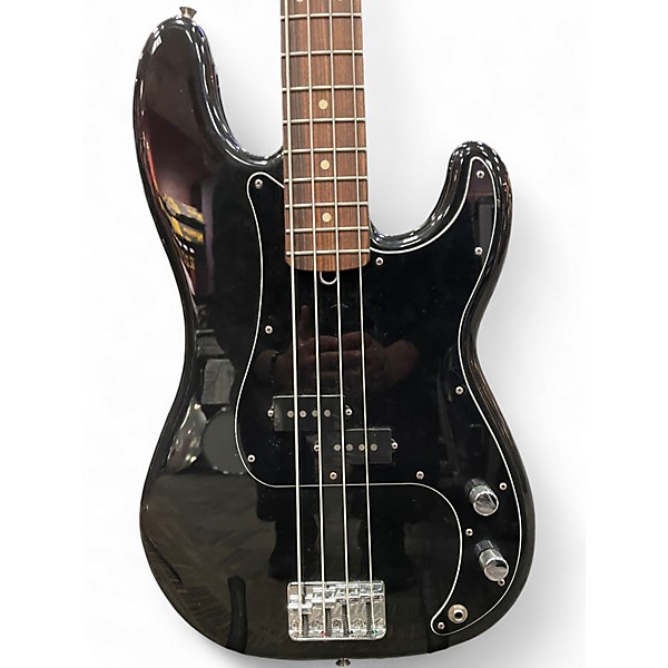 Used 2023 Fender Player Precision Bass Black Electric Bass Guitar
