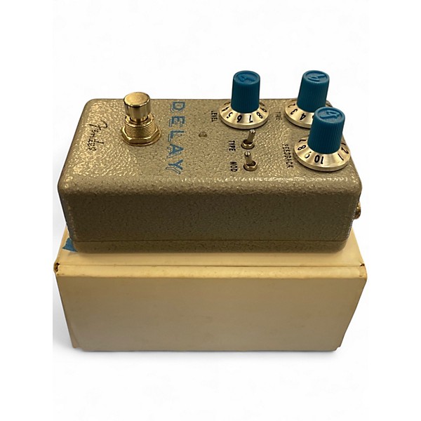 Used Fender DELAY Effect Pedal