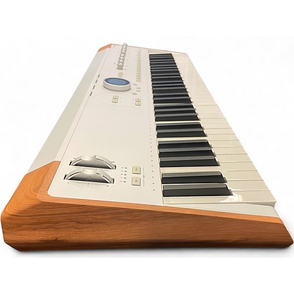 Used Arturia Astrolab 61 Portable Keyboard