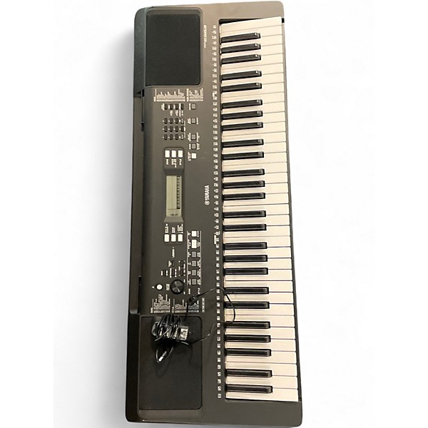 Used Yamaha PSRE463 61 key Portable Keyboard