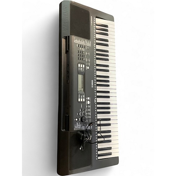 Used Yamaha PSRE463 61 key Portable Keyboard