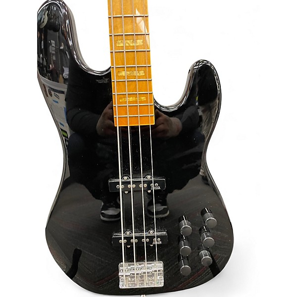 Used Fender gv4 Black Electric Bass Guitar