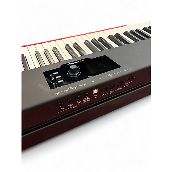 Used Studiologic SL88 Studio Keyboard Workstation