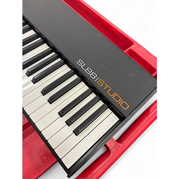 Used Studiologic SL88 Studio Keyboard Workstation