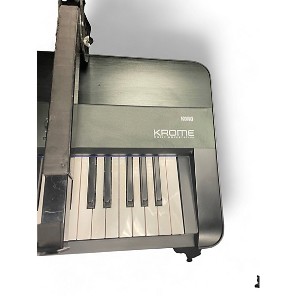 Used KORG Krome 88 Key Keyboard Workstation