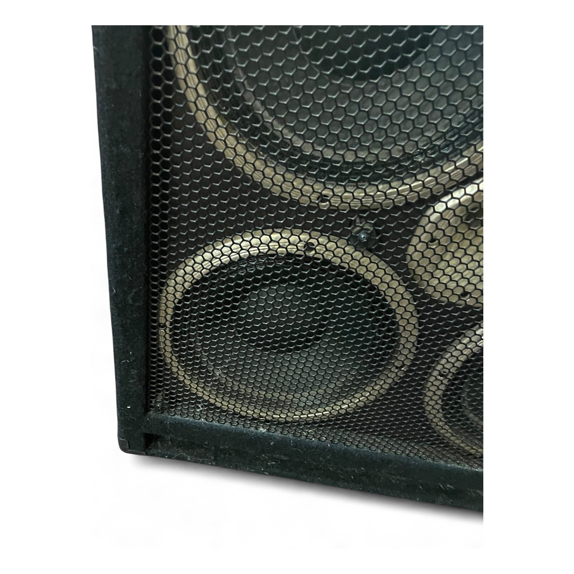 Used Behringer Ultrabass BB410 1200W 4x10 Bass Cabinet | Guitar Center