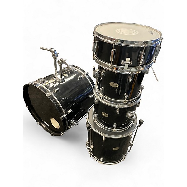 Used Pearl 5 Piece Forum Black Black Drum Kit