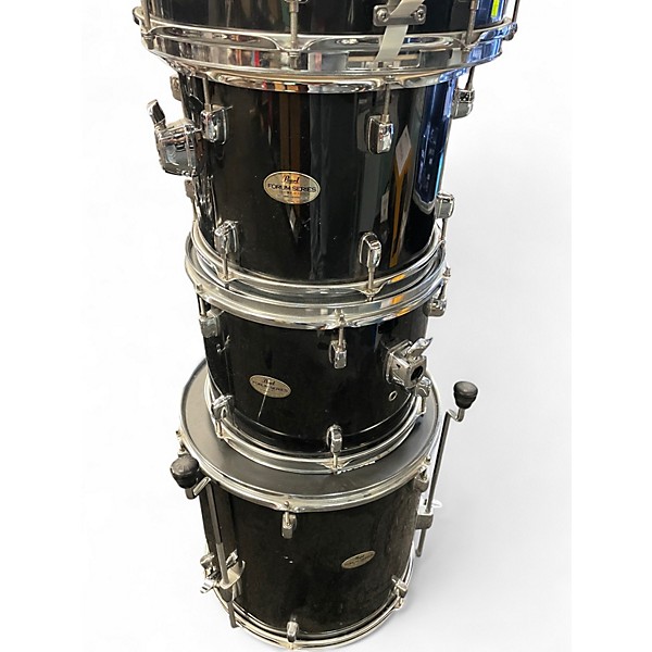 Used Pearl 5 Piece Forum Black Black Drum Kit