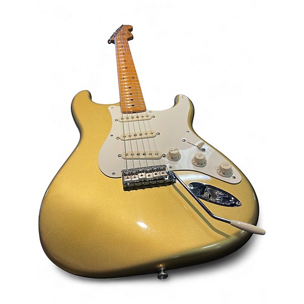 Used Fender 1957 Reissue Stratocaster Gold Solid Body Electric Guitar