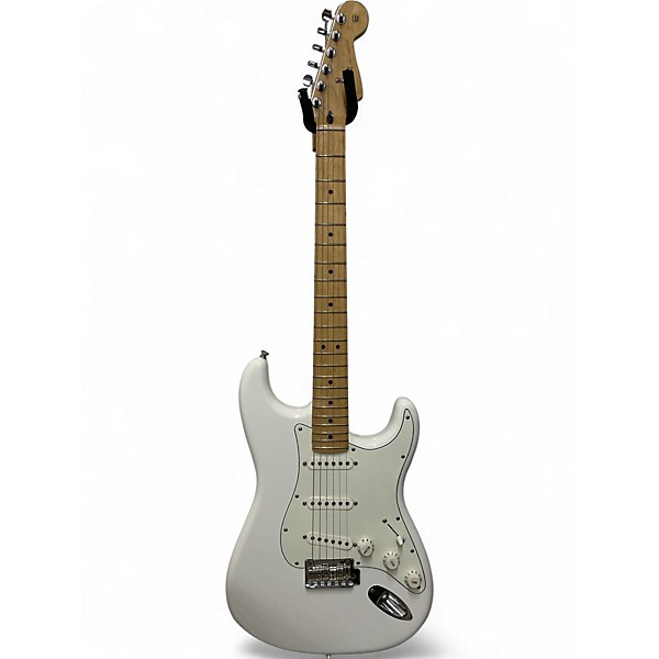 Used Fender Player Stratocaster Olympic White Solid Body Electric Guitar