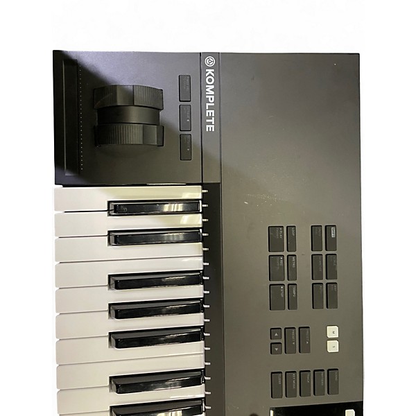 Used Native Instruments Komplete Kontrol S49 MIDI Controller