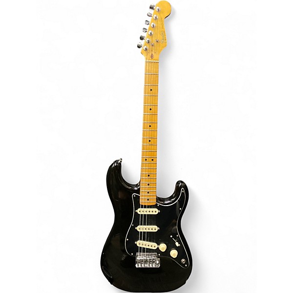 Vintage 1983 Fender 1983 Fender Stratocaster Two Knob Black Black Solid Body Electric Guitar