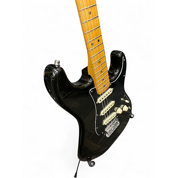 Vintage 1983 Fender 1983 Fender Stratocaster Two Knob Black Black Solid Body Electric Guitar