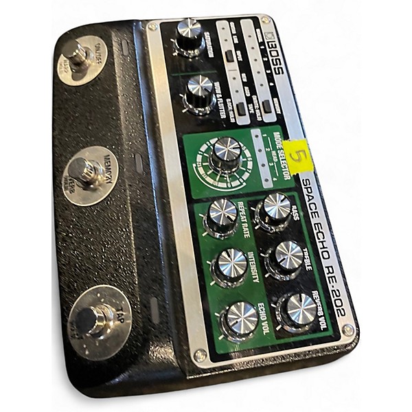 Used BOSS RE202 Effect Pedal