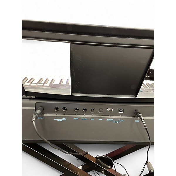 Used Yamaha PSR-EW425